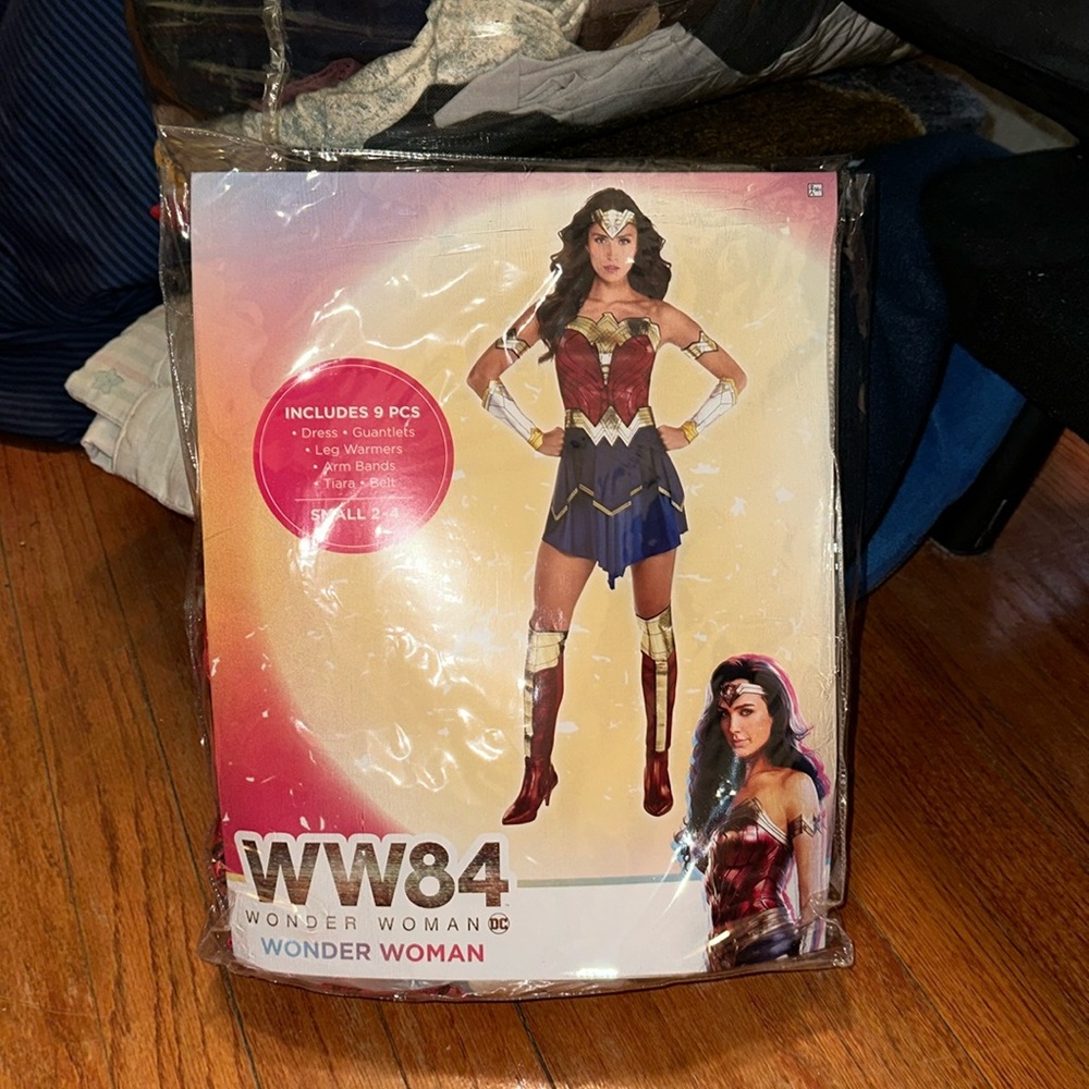 WW84 Wonder Women costume